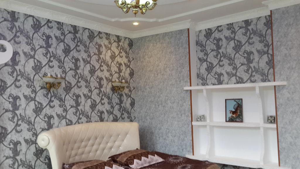 Edemi Hotel Κουτάισι Δωμάτιο φωτογραφία