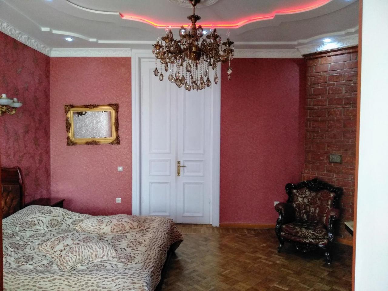 Edemi Hotel Κουτάισι Εξωτερικό φωτογραφία
