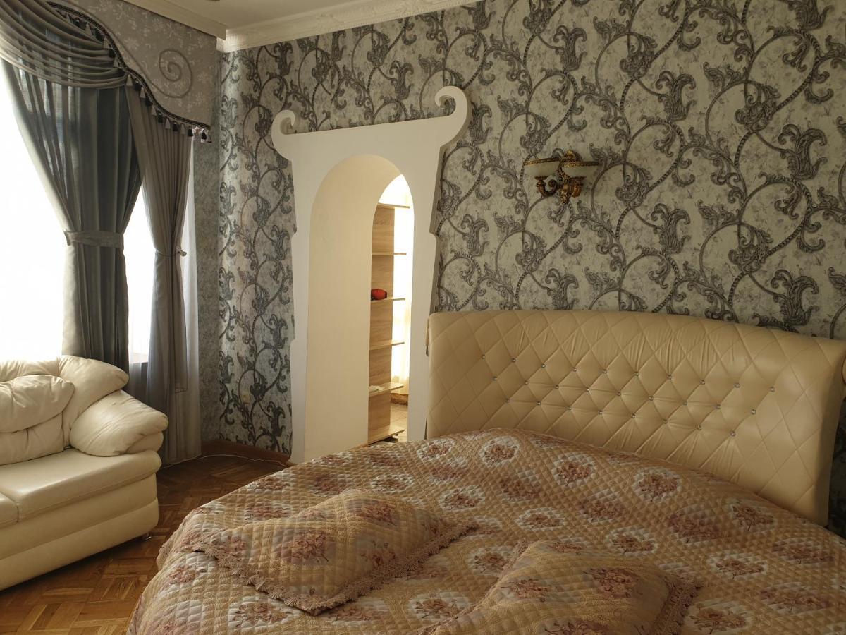 Edemi Hotel Κουτάισι Εξωτερικό φωτογραφία
